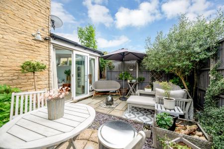 1 bedroom Cottage for sale in Bell Yard, Collyweston, PE9