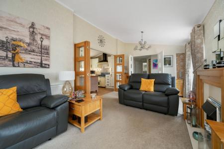 2 bedroom Lodge for sale in Yarwell Mill, Yarwell, PE8
