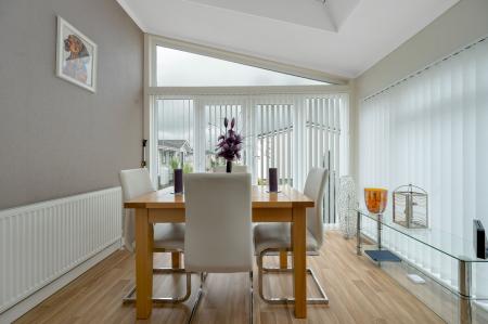 2 bedroom Lodge for sale in Yarwell Mill, Yarwell, PE8