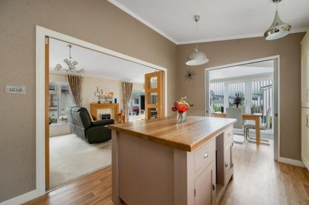 2 bedroom Lodge for sale in Yarwell Mill, Yarwell, PE8