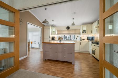 2 bedroom Lodge for sale in Yarwell Mill, Yarwell, PE8