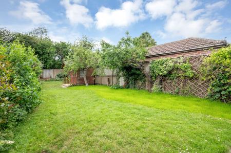 3 bedroom Semi-detached house for sale in Doughty Street, Stamford, PE9