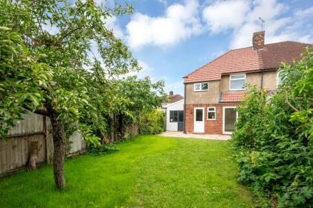 3 bedroom Semi-detached house for sale in Doughty Street, Stamford, PE9