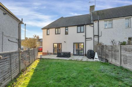 3 bedroom End of terrace house for sale in Radcliffe Road, Stamford, PE9