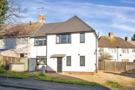Radcliffe Road, Stamford, PE9
