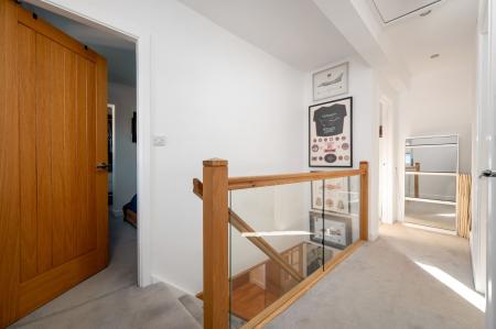 3 bedroom End of terrace house for sale in Radcliffe Road, Stamford, PE9