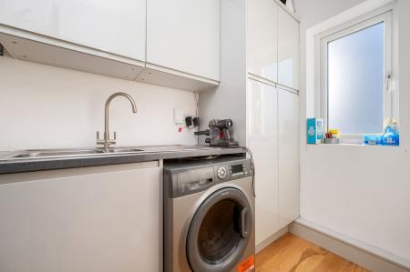 3 bedroom End of terrace house for sale in Radcliffe Road, Stamford, PE9