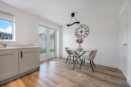 2 bedroom Semi-detached house for sale in Sovereign Way, Stamford, PE9