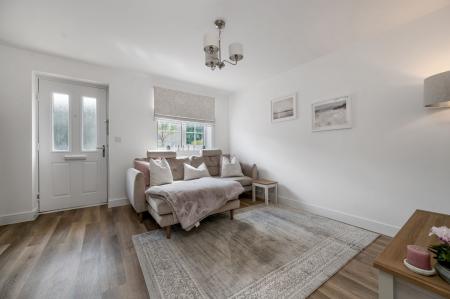 2 bedroom Semi-detached house for sale in Sovereign Way, Stamford, PE9