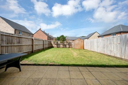 2 bedroom Semi-detached house for sale in Sovereign Way, Stamford, PE9