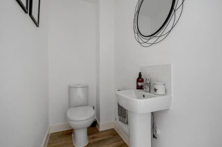 2 bedroom Semi-detached house for sale in Sovereign Way, Stamford, PE9