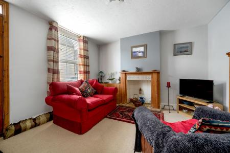 2 bedroom Terraced House for sale in West Street, Kings Cliffe, PE8