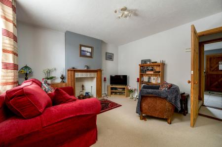 2 bedroom Terraced House for sale in West Street, Kings Cliffe, PE8