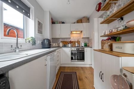 3 bedroom Semi-detached house for sale in Dunlin Road, Essendine, PE9