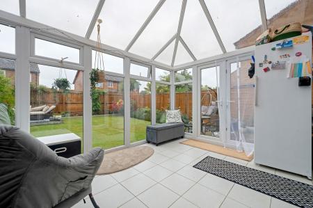3 bedroom Semi-detached house for sale in Dunlin Road, Essendine, PE9
