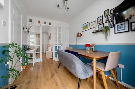 3 bedroom Semi-detached house for sale in Dunlin Road, Essendine, PE9