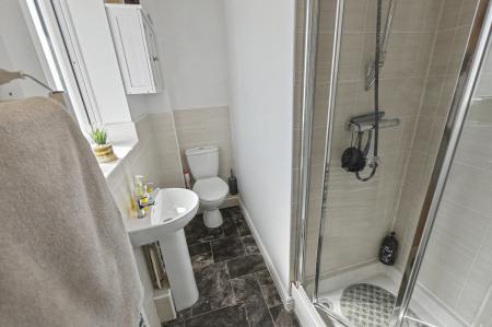 4 bedroom Detached house for sale in Ross Drive, Stamford, PE9