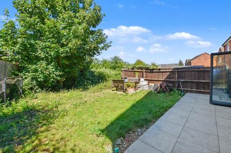 4 bedroom Detached house for sale in Ross Drive, Stamford, PE9