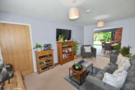 4 bedroom Detached house for sale in Ross Drive, Stamford, PE9