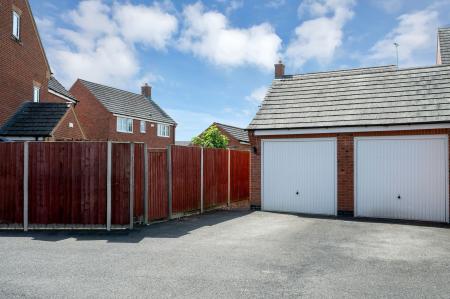 5 bedroom Detached house for sale in Laughton Drive, Stamford, PE9