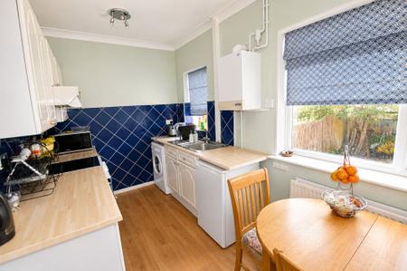 2 bedroom End of terrace house for sale in Drift Road, Stamford, PE9