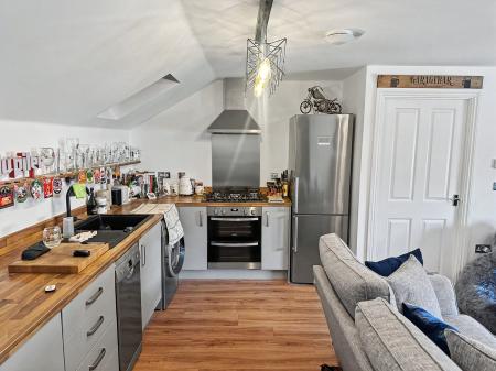 1 bedroom Coach House for sale in Barnes Court, Stamford, PE9