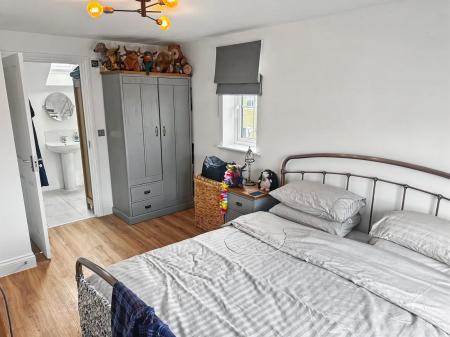 1 bedroom Coach House for sale in Barnes Court, Stamford, PE9