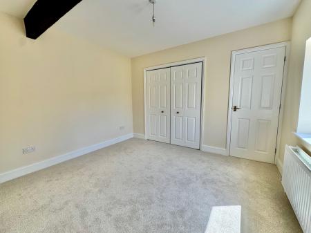 3 bedroom Semi-detached house to let in Watergate, Stamford, PE9