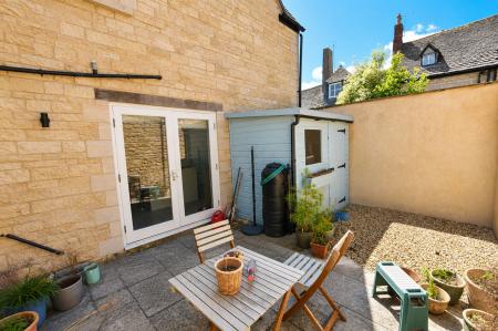3 bedroom Detached house for sale in Ironmonger Street, Stamford, PE9