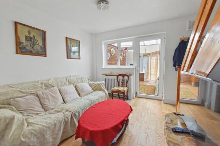 1 bedroom End of terrace house for sale in Willow Road, Stamford, PE9