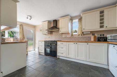 3 bedroom Semi-detached house for sale in The Drove, Collyweston, PE9