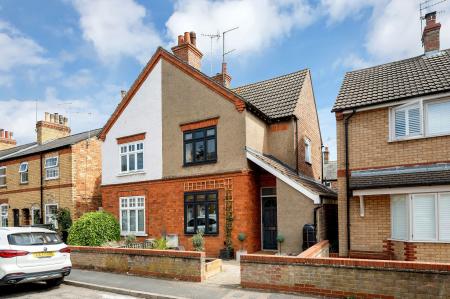 3 bedroom Semi-detached house for sale in Stanley Street, Stamford, PE9