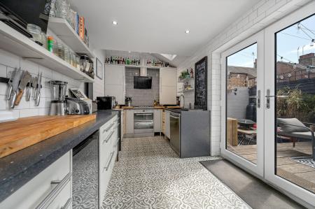 3 bedroom Semi-detached house for sale in Stanley Street, Stamford, PE9