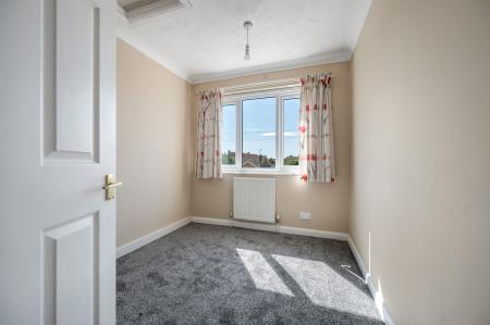 5 bedroom Detached house for sale in Cambridge Road, Stamford, PE9
