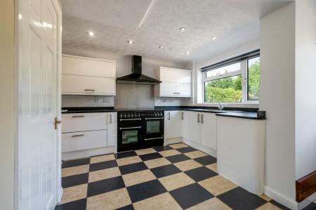 5 bedroom Detached house for sale in Cambridge Road, Stamford, PE9