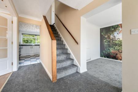 5 bedroom Detached house for sale in Cambridge Road, Stamford, PE9