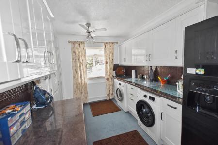 4 bedroom Detached bungalow for sale in Bourne Road, Essendine, PE9