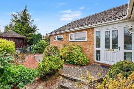 4 bedroom Detached bungalow for sale in Bourne Road, Essendine, PE9