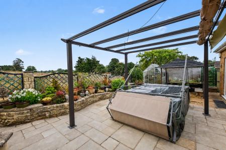 4 bedroom Detached bungalow for sale in Bourne Road, Essendine, PE9