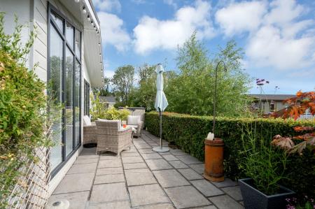 2 bedroom Lodge for sale in Yarwell Mill, Yarwell, PE8