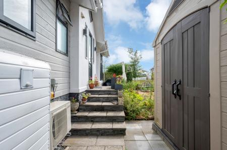 2 bedroom Lodge for sale in Yarwell Mill, Yarwell, PE8