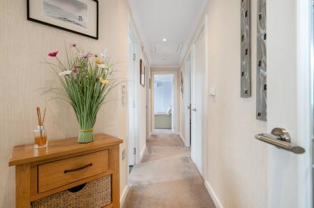 2 bedroom Lodge for sale in Yarwell Mill, Yarwell, PE8