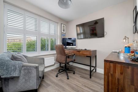 5 bedroom Detached house for sale in Culpepper Way, Stamford, PE9