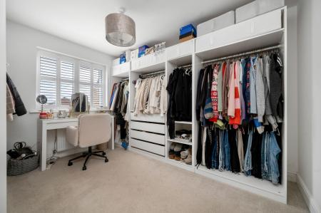 5 bedroom Detached house for sale in Culpepper Way, Stamford, PE9