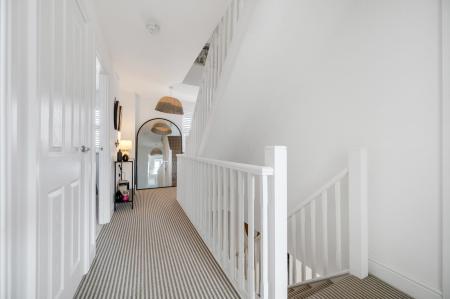 5 bedroom Detached house for sale in Culpepper Way, Stamford, PE9