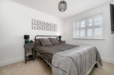 5 bedroom Detached house for sale in Culpepper Way, Stamford, PE9