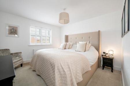 5 bedroom Detached house for sale in Culpepper Way, Stamford, PE9