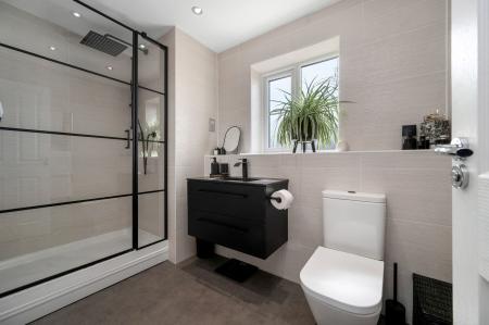 5 bedroom Detached house for sale in Culpepper Way, Stamford, PE9