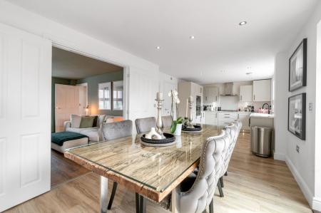 5 bedroom Detached house for sale in Culpepper Way, Stamford, PE9