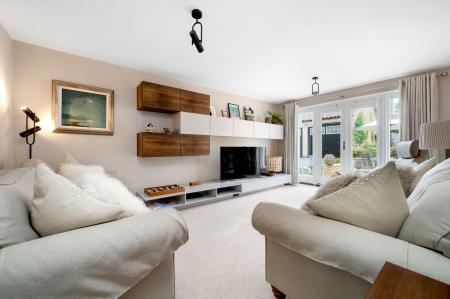 5 bedroom Detached house for sale in Uffington Road, Barnack, PE9